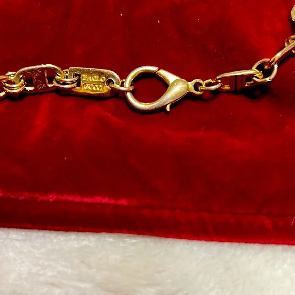 Paolo Gucci Sophisticated, Timeless Necklace & Earrings. Cultured Gucci Design - Picture 6 of 6